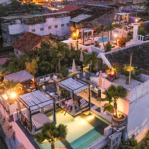 https://casa-lola-luxury-collection.cartagena-hotels.org