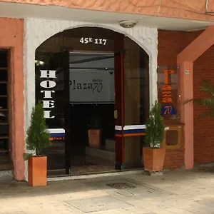  Hotel Plaza 70